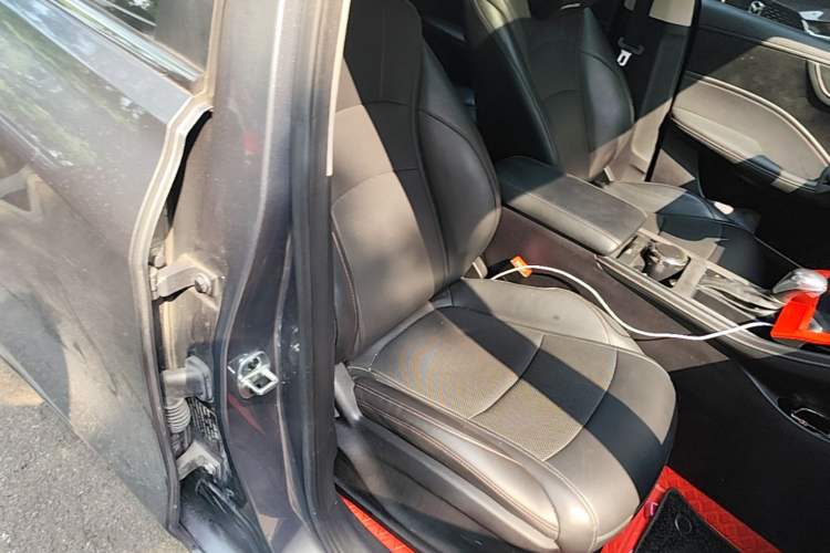 Used Roewe i5 2023 1.5L CVT Luxury Edition Right Front Seat