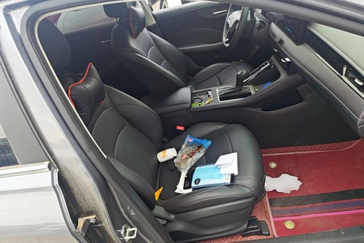 Used Roewe i5 2023 1.5L CVT Luxury Edition Right Front Seat