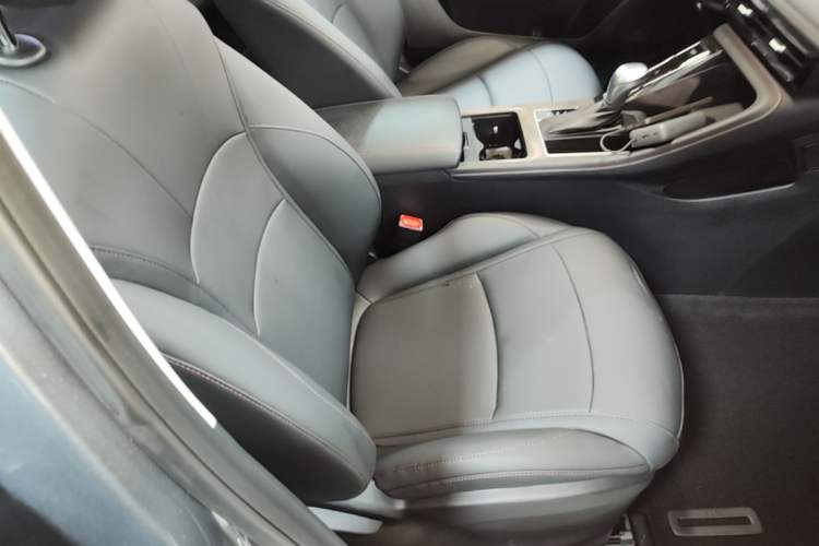 Used Roewe i5 2023 1.5L CVT Luxury Edition Right Front Seat