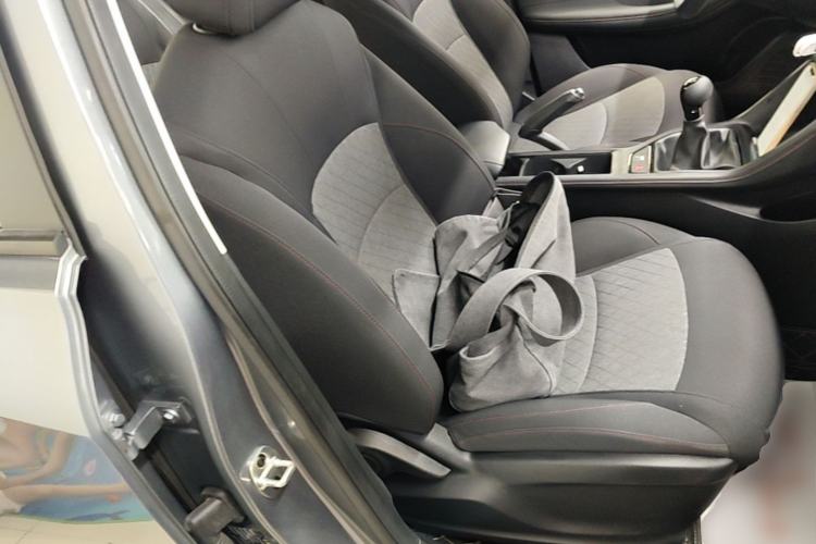 Used Roewe i5 2023 1.5L Manual Comfort Edition Right Front Seat