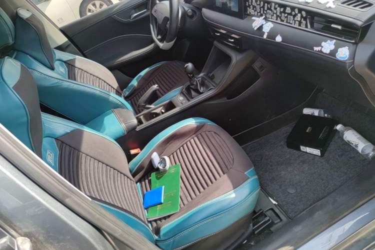 Used Roewe i5 2023 1.5L Manual Comfort Edition Right Front Seat