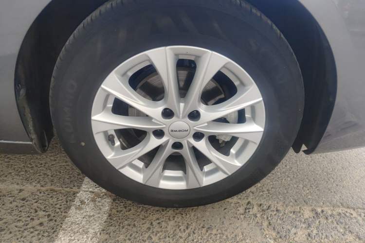 Used Roewe i5 2023 1.5L CVT Luxury Edition Right Front Wheel Hub