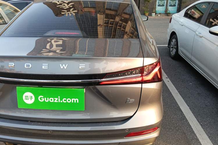 Used Roewe i5 2023 1.5L CVT Luxury Edition Right Rear Taillight