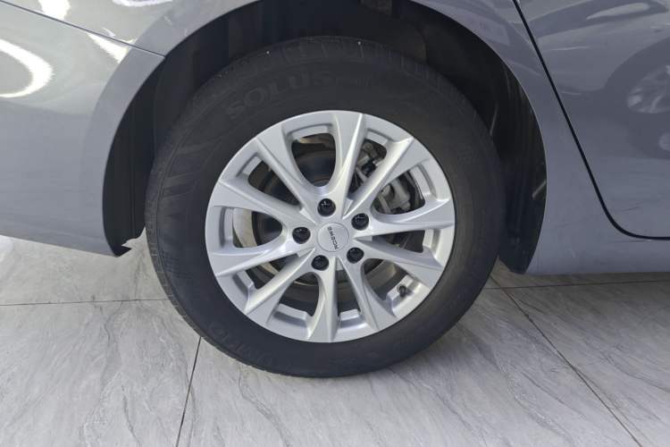 Used Roewe i5 2023 1.5L CVT Luxury Edition Right Rear Wheel Hub