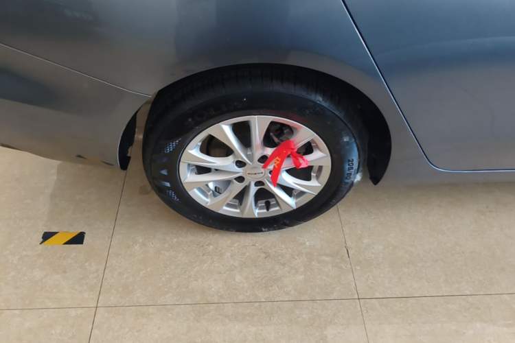 Used Roewe i5 2023 1.5L CVT Luxury Edition Right Rear Wheel Hub