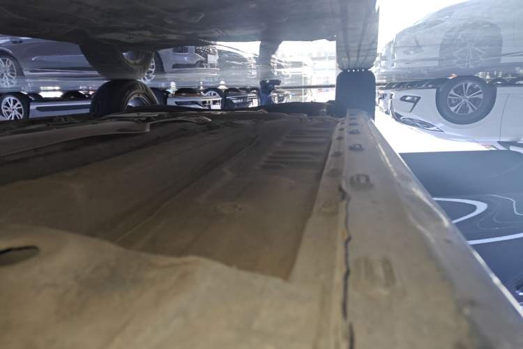 Used Roewe i5 2023 1.5L CVT Luxury Edition Right Side Sill