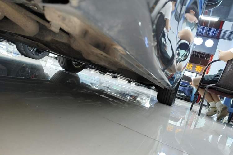 Used Roewe i5 2023 1.5L Manual Comfort Edition Right Side Sill