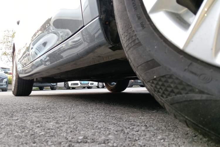 Used Roewe i5 2023 1.5L CVT Luxury Edition Right Side Sill