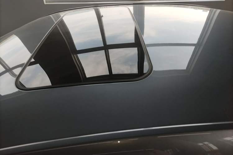 Used Roewe i5 2023 1.5L CVT Luxury Edition Roof