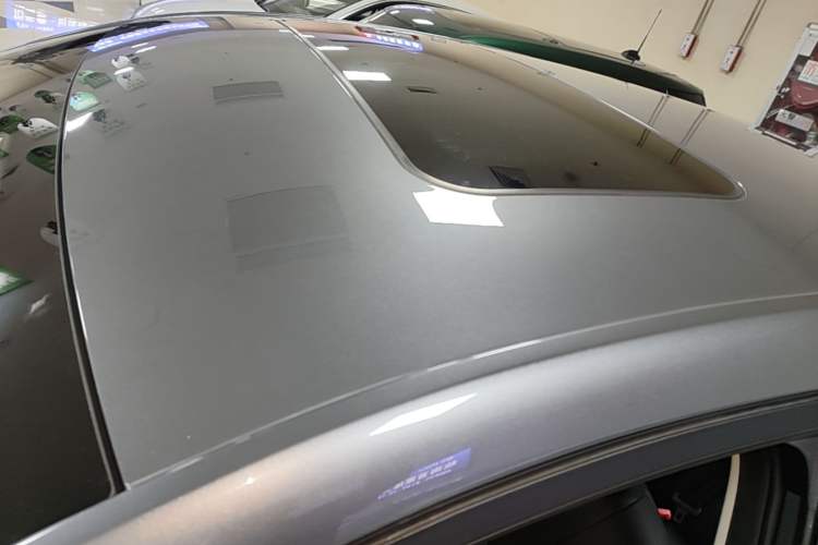 Used Roewe i5 2023 1.5L CVT Luxury Edition Roof