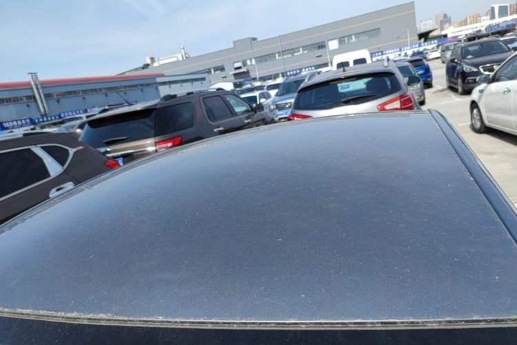 Used Roewe i5 2023 1.5L Manual Comfort Edition Roof