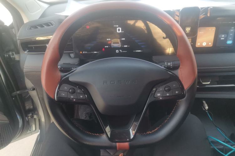 Used Roewe i5 2023 1.5L Manual Comfort Edition Steering Wheel