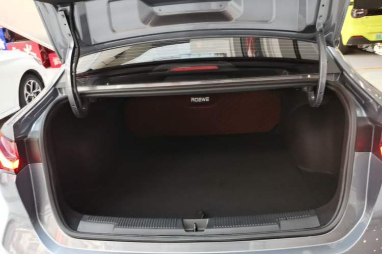 Used Roewe i5 2023 1.5L CVT Luxury Edition Trunk