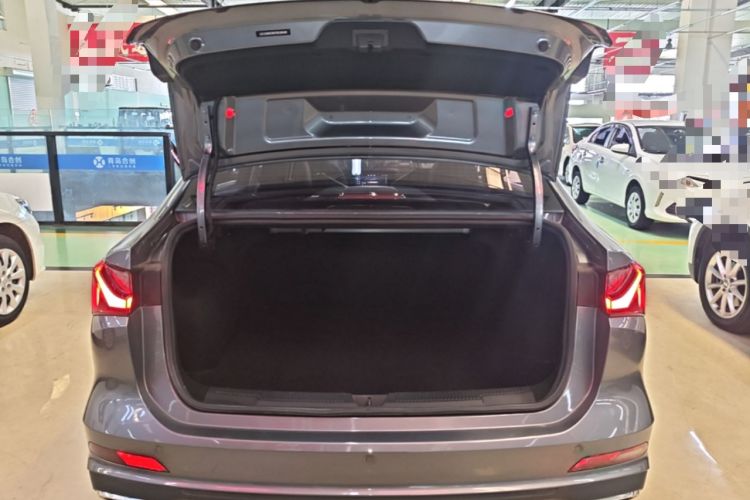 Used Roewe i5 2023 1.5L CVT Luxury Edition Trunk