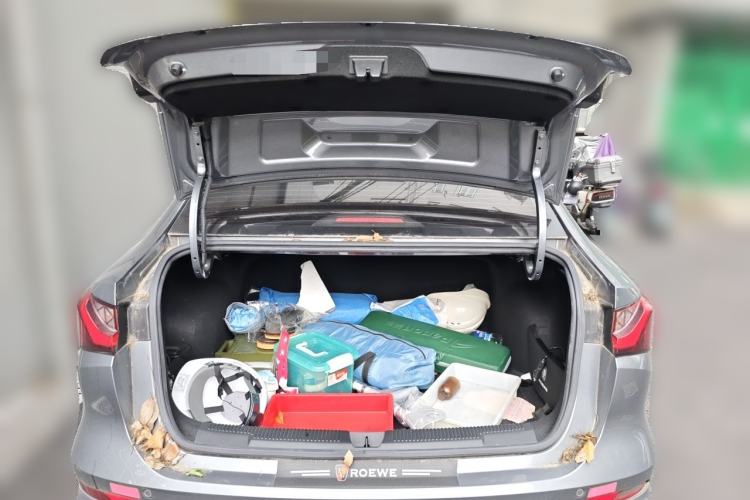 Used Roewe i5 2023 1.5L Manual Comfort Edition Trunk