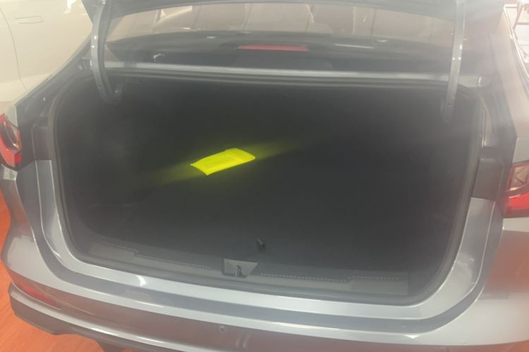 Used Roewe i5 2023 1.5L Manual Comfort Edition Trunk