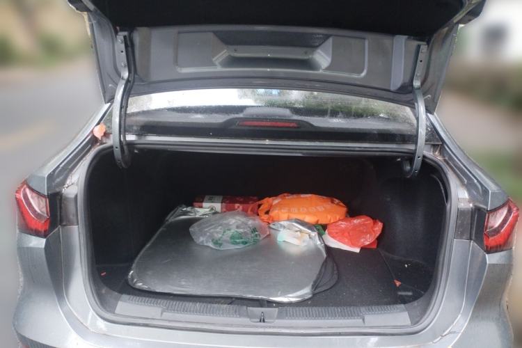 Used Roewe i5 2023 1.5L Manual Comfort Edition Trunk
