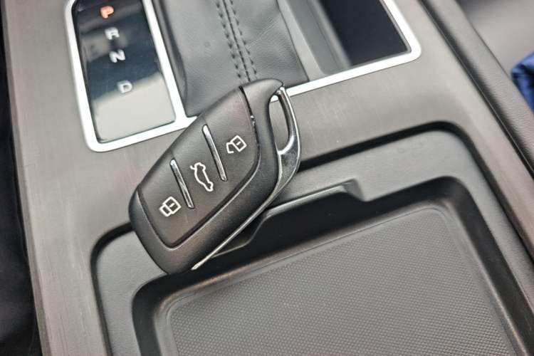 Used Roewe i5 2023 1.5L CVT Luxury Edition Vehicle Key