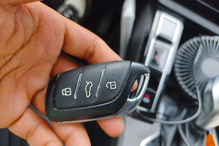 Used Roewe i5 2023 1.5L CVT Luxury Edition Vehicle Key