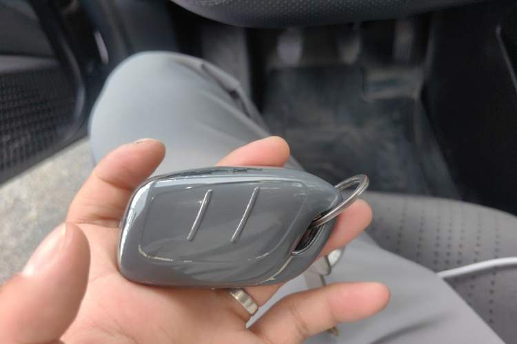 Used Roewe i5 2023 1.5L Manual Comfort Edition Vehicle Key