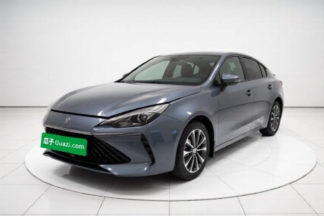 Roewe i5 2023 1.5L Manual Comfort Edition usata
