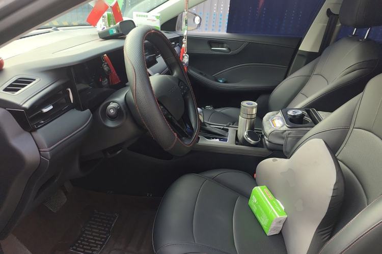 Used Roewe i5 2023 1.5L CVT Luxury Edition Left Front Seat