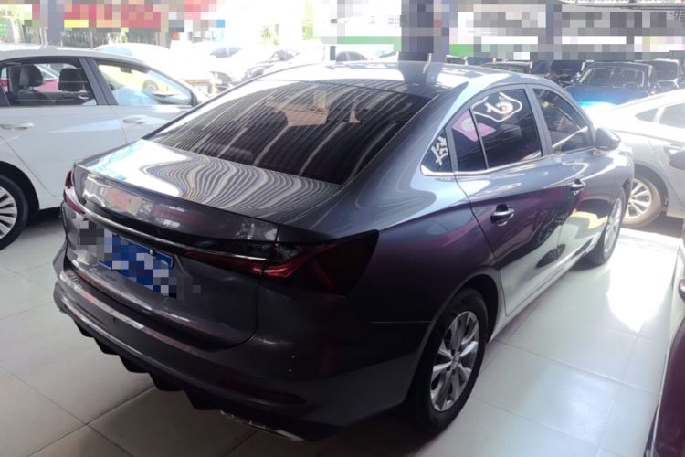 Used Roewe i5 2023 1.5L CVT Luxury Edition Rear Right 45 Deg