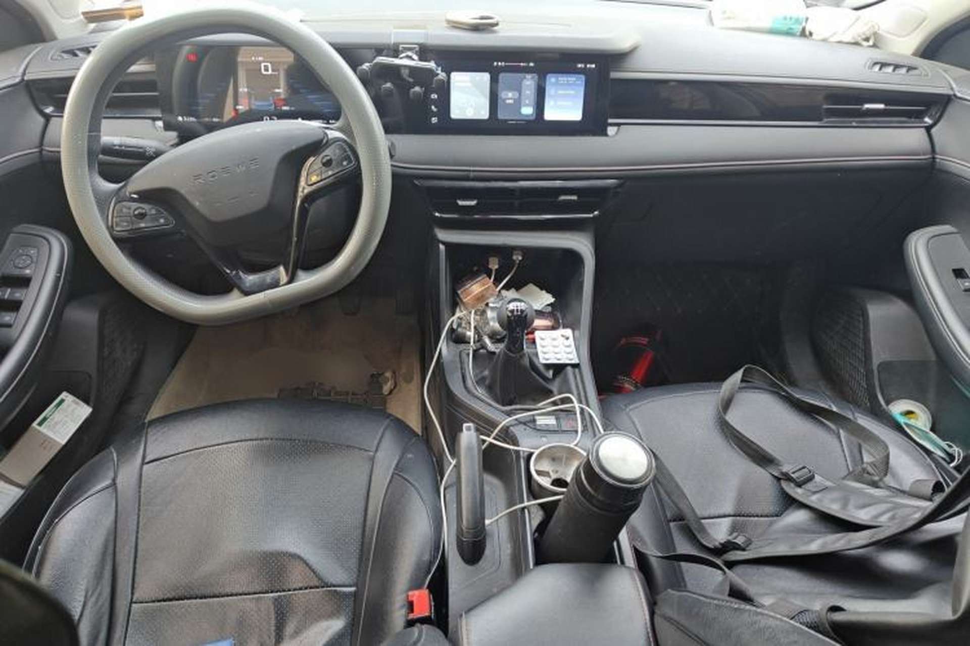 Used Roewe i5 2023 1.5L Manual Comfort Edition Center Console