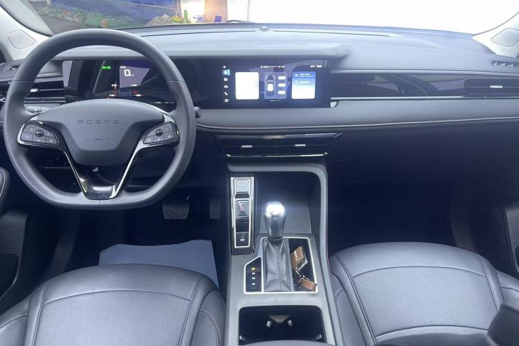 Used Roewe i5 2023 1.5L CVT Luxury Edition Center Console