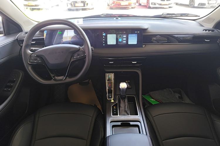 Used Roewe i5 2023 1.5L CVT Luxury Edition Center Console