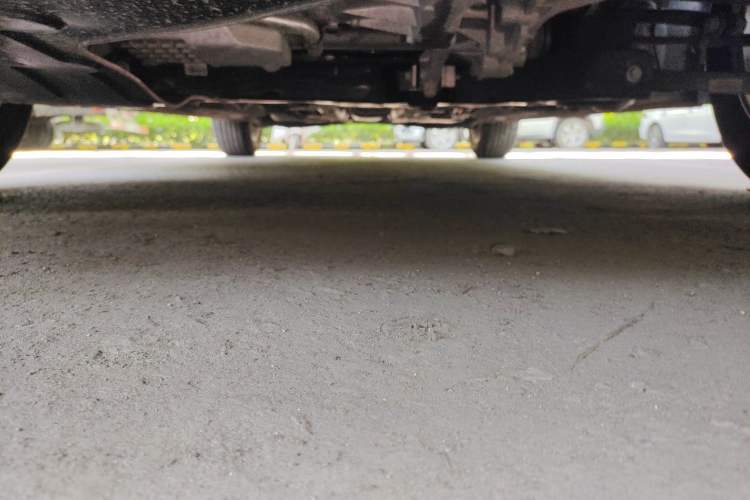 Used Roewe i5 2023 1.5L Manual Comfort Edition Chassis Front