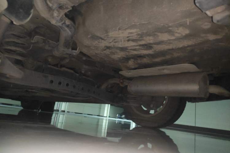 Used Roewe i5 2023 1.5L Manual Comfort Edition Chassis Rear Left
