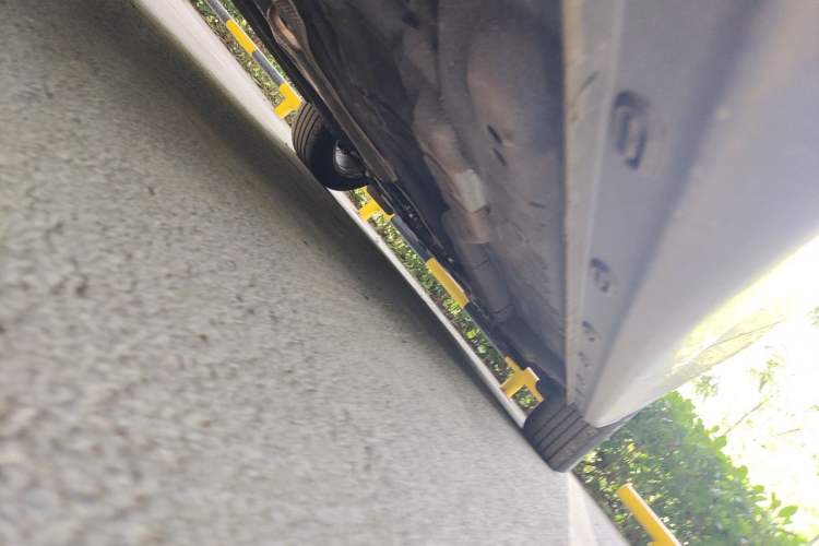 Used Roewe i5 2023 1.5L Manual Comfort Edition Chassis Rear Right