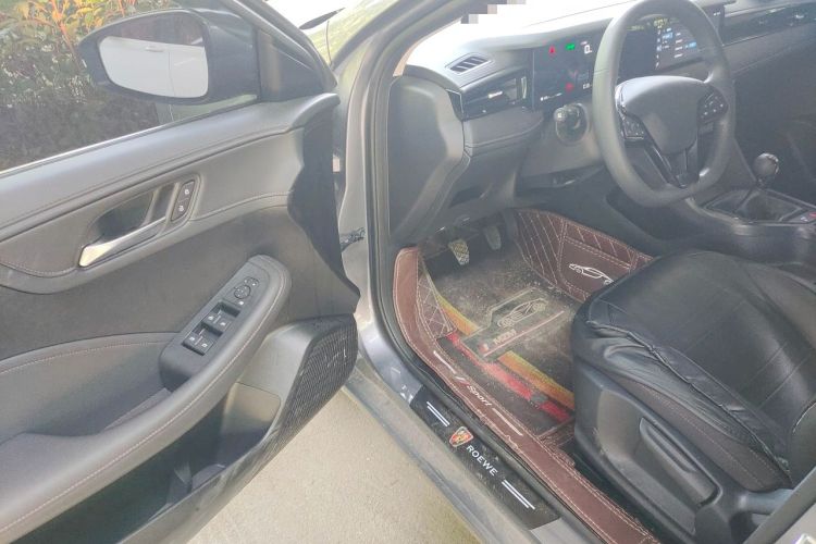 Used Roewe i5 2023 1.5L Manual Comfort Edition Driver Seat