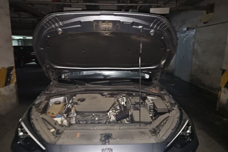 Used Roewe i5 2023 1.5L CVT Luxury Edition Engine Bay
