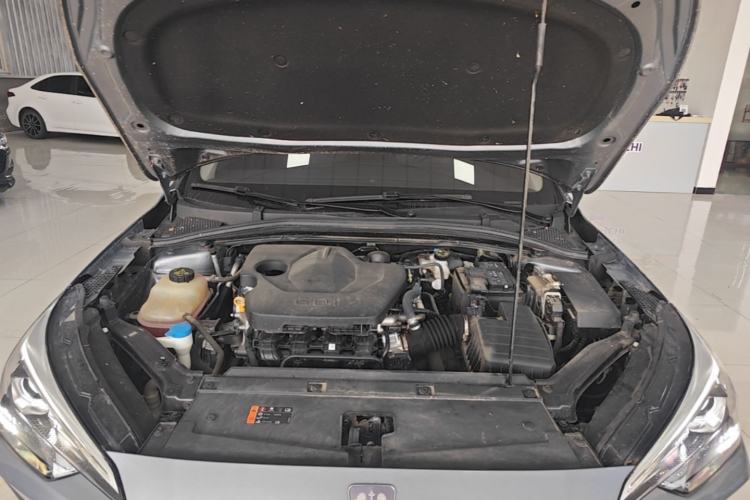 Used Roewe i5 2023 1.5L CVT Luxury Edition Engine Bay