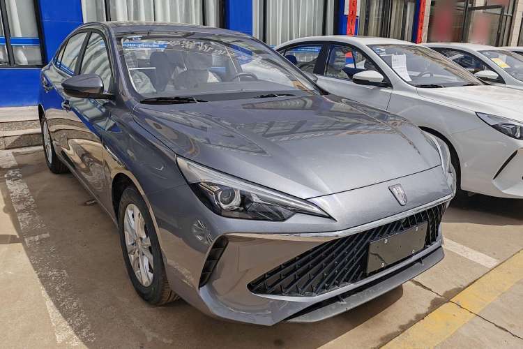 Used Roewe i5 2023 1.5L CVT Luxury Edition Exterior 2