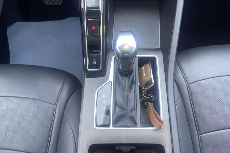 Used Roewe i5 2023 1.5L CVT Luxury Edition Gear Lever