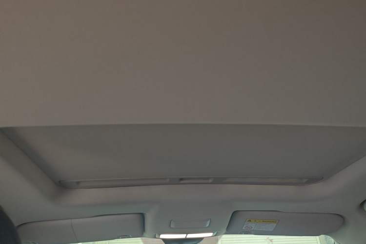 Used Roewe i5 2023 1.5L CVT Luxury Edition Headliner