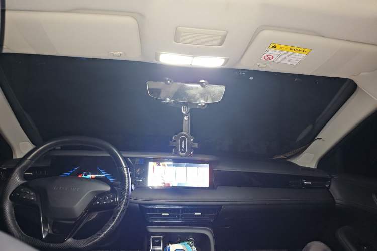 Used Roewe i5 2023 1.5L CVT Luxury Edition Headliner