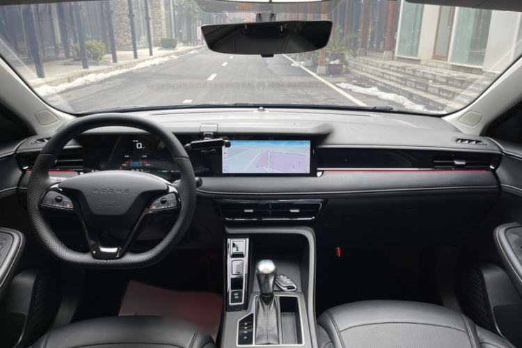 Used Roewe i5 2023 1.5L CVT Luxury Edition Interior 2