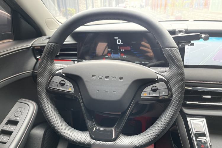 Used Roewe i5 2023 1.5L CVT Luxury Edition Interior 3