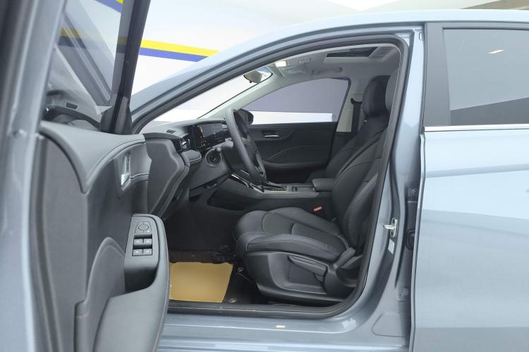 Used Roewe i5 2023 1.5L CVT Luxury Edition Left Front Seat