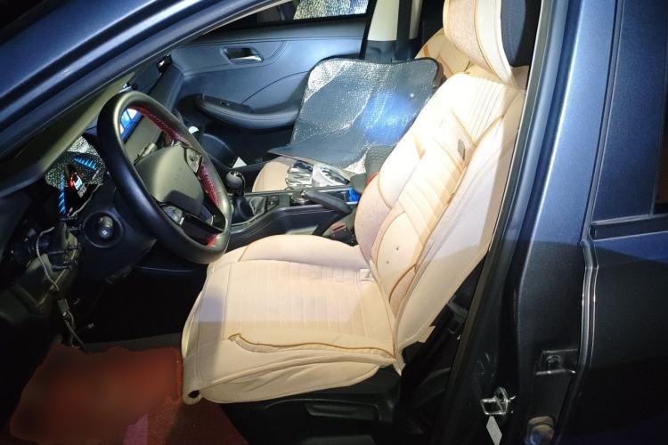 Used Roewe i5 2023 1.5L Manual Comfort Edition Left Front Seat