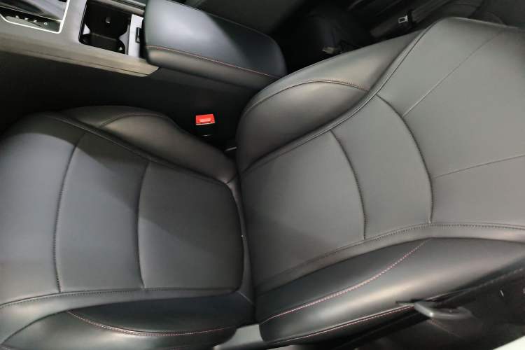 Used Roewe i5 2023 1.5L CVT Luxury Edition Left Front Seat