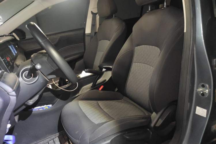 Used Roewe i5 2023 1.5L Manual Comfort Edition Left Front Seat