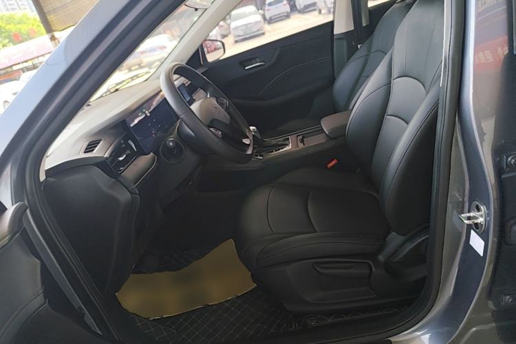 Used Roewe i5 2023 1.5L CVT Luxury Edition Left Front Seat