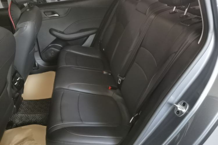 Used Roewe i5 2023 1.5L CVT Luxury Edition Left Rear Seat