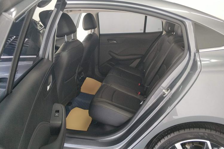 Used Roewe i5 2023 1.5L CVT Luxury Edition Left Rear Seat
