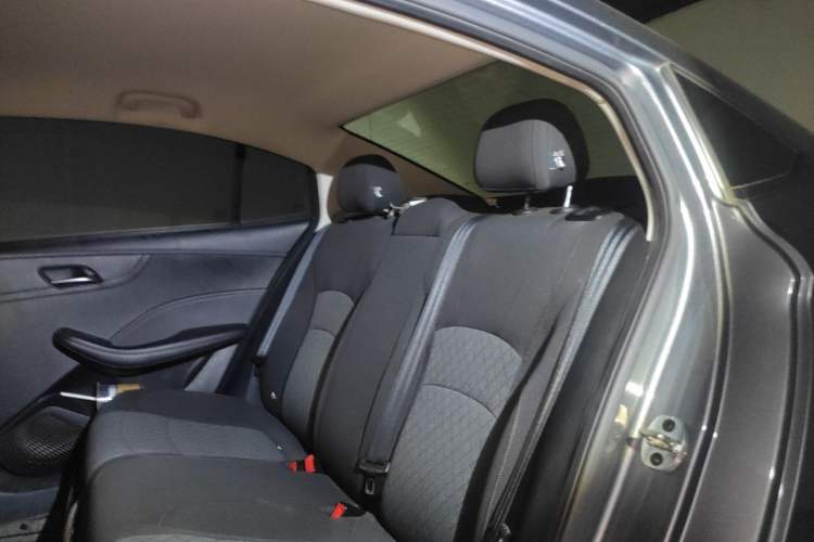 Used Roewe i5 2023 1.5L Manual Comfort Edition Left Rear Seat